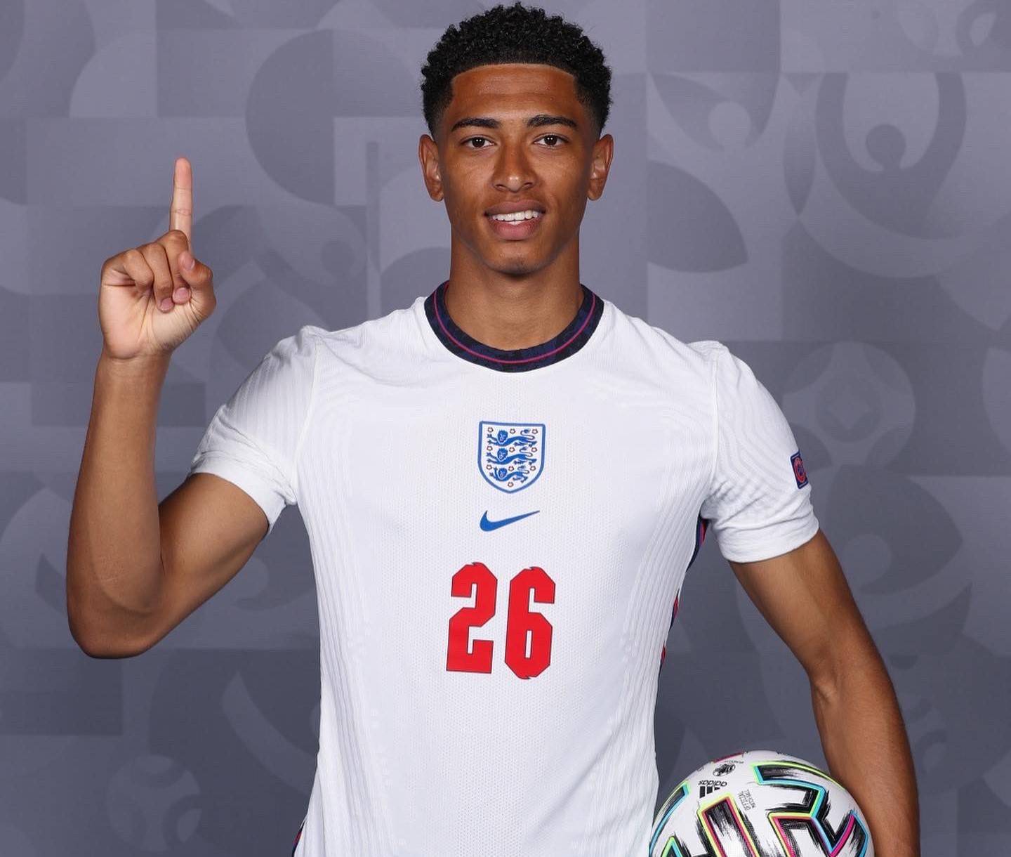 湖人替补奇兵拯救球队（湖人替补发威力挽狂澜）