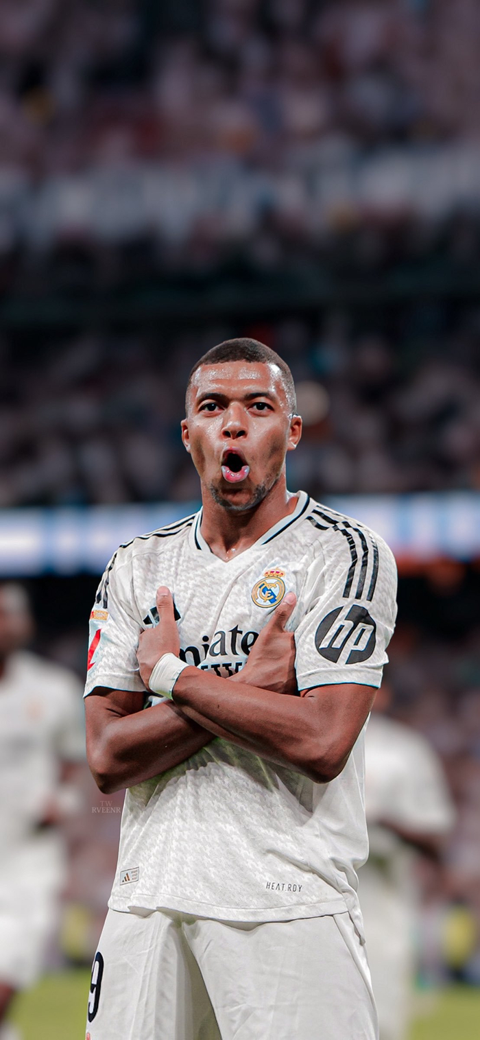 欧战连场破门，卡利穆恩多成为诺丁汉森林近42年第一人（卡利穆恩多欧战连场建功，成诺丁汉森林42年来首人）