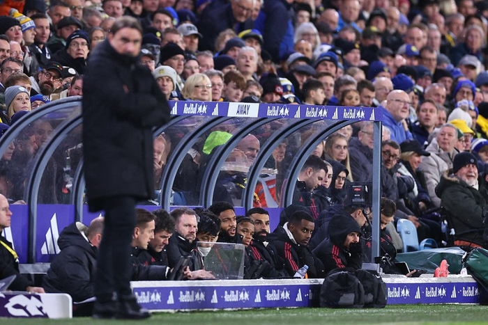 巴西上一次落位世界杯C组是2002年，近两届冠军都出自C组（巴西上次被分入世界杯C组还是2002年，最近两届冠军均出自C组）