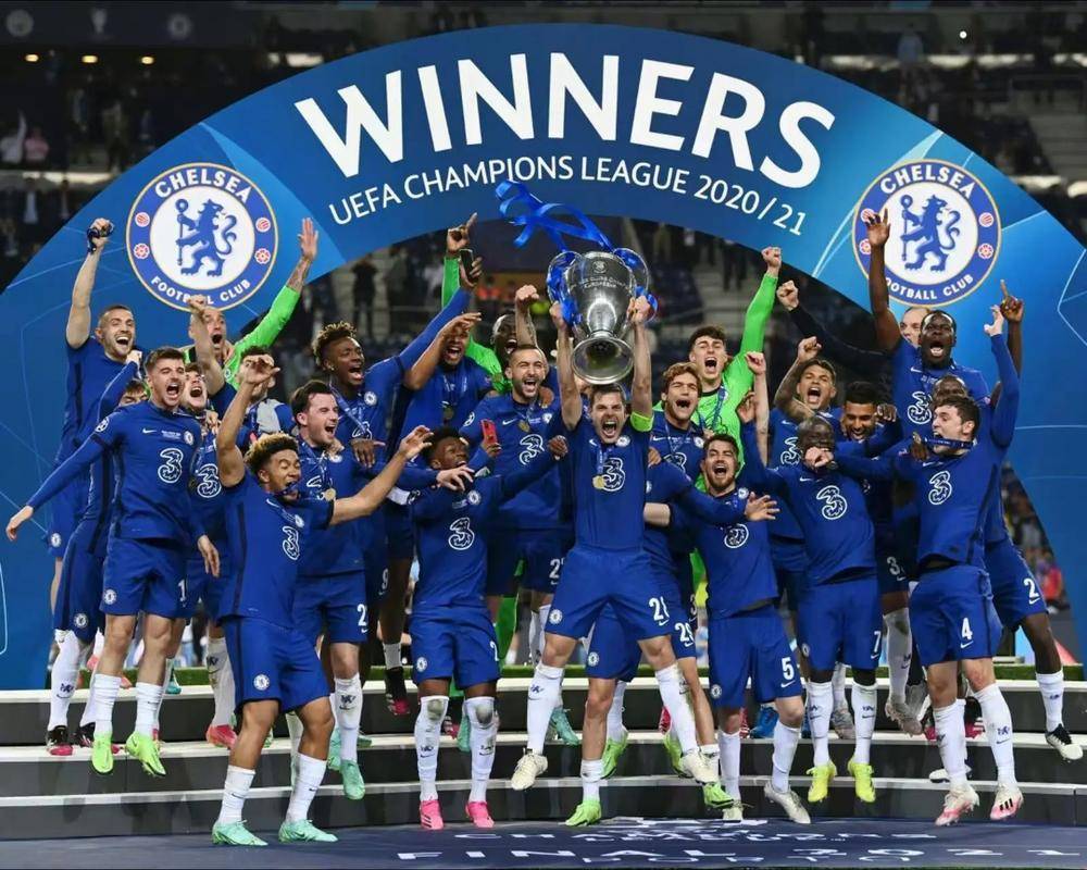 基米希打入生涯首粒欧冠乌龙，拜仁上次欧冠乌龙由阿拉巴打入（基米希生涯首次欧冠自摆乌龙，拜仁上一次欧冠乌龙来自阿拉巴）