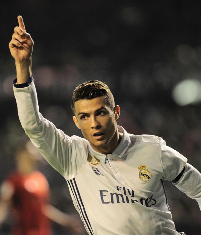 U22国足门将栾毅：少一人作战大家仍团结在一起，平局不容易（U22国足门将栾毅：少打一人仍众志成城，这一分来之不易）