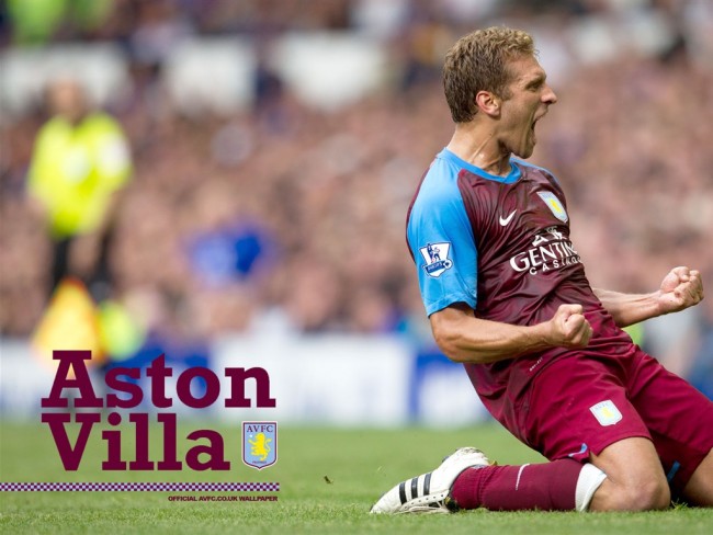 篮球湖人球员训练营全程记录公开（洛杉矶湖人球员训练营全程纪实发布）