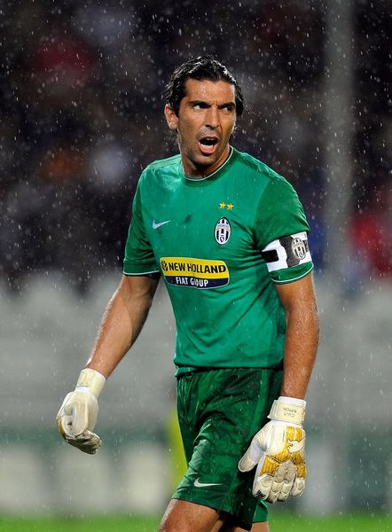 世锦赛日本男排0-3爆冷2连败！提前1轮出局，两场丢37.31分