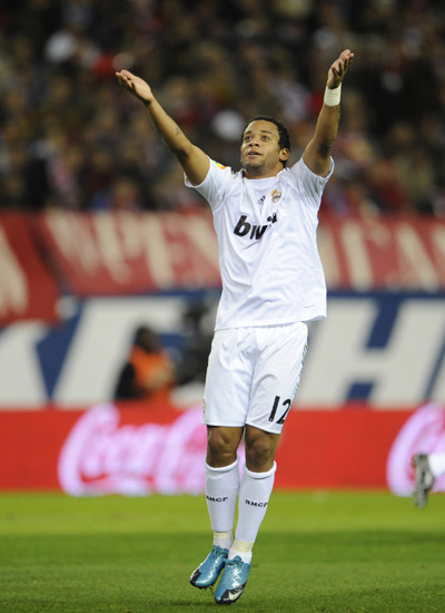 紧急！皇马0-2惨败引发高层震怒，阿隆索命悬一线，曼城大战或成生死战