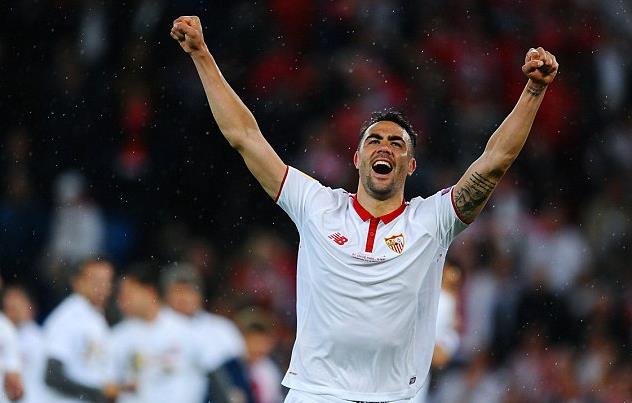 格纳布里：获得巨额收入后曾沉迷奢侈消费，母亲劝我脚踏实地（格纳布里坦言：高薪到手一度沉迷奢侈，母亲劝我务实）