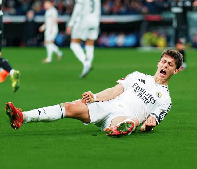 QPR球员谢尔因保护母亲用石头砸伤一男子，事后公开致歉（QPR球员谢尔为护母用石击伤一名男子，随后公开致歉）